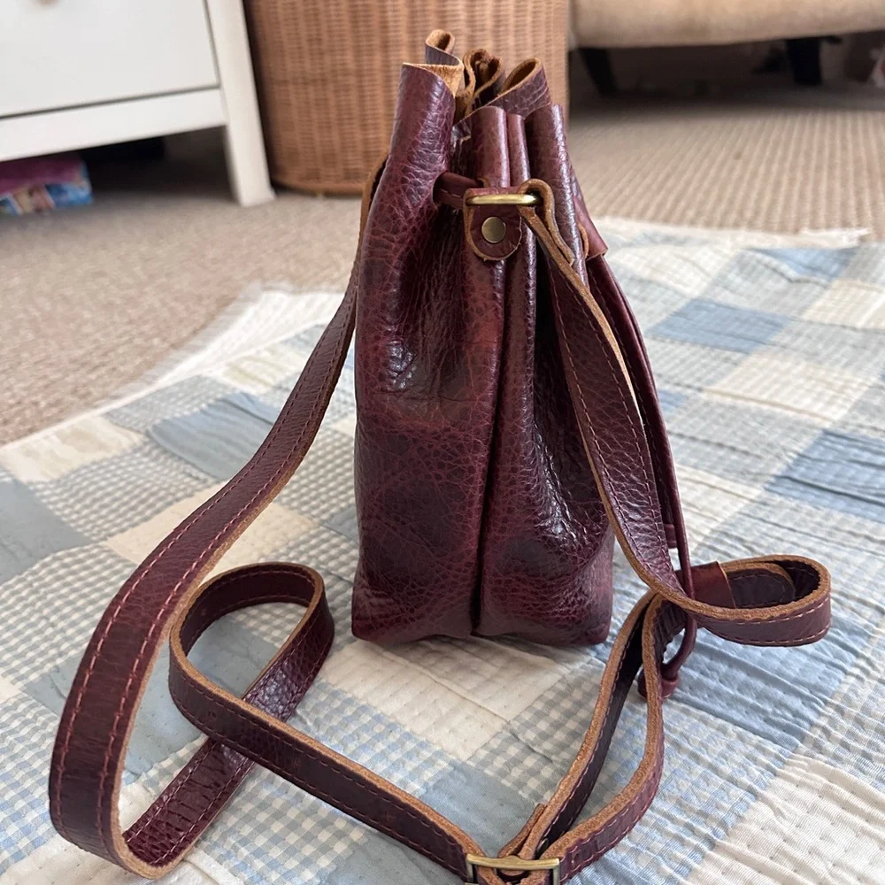 NWOT Portland Leather Bucket Bag - Cinnamon Bear - Picture 4 of 6